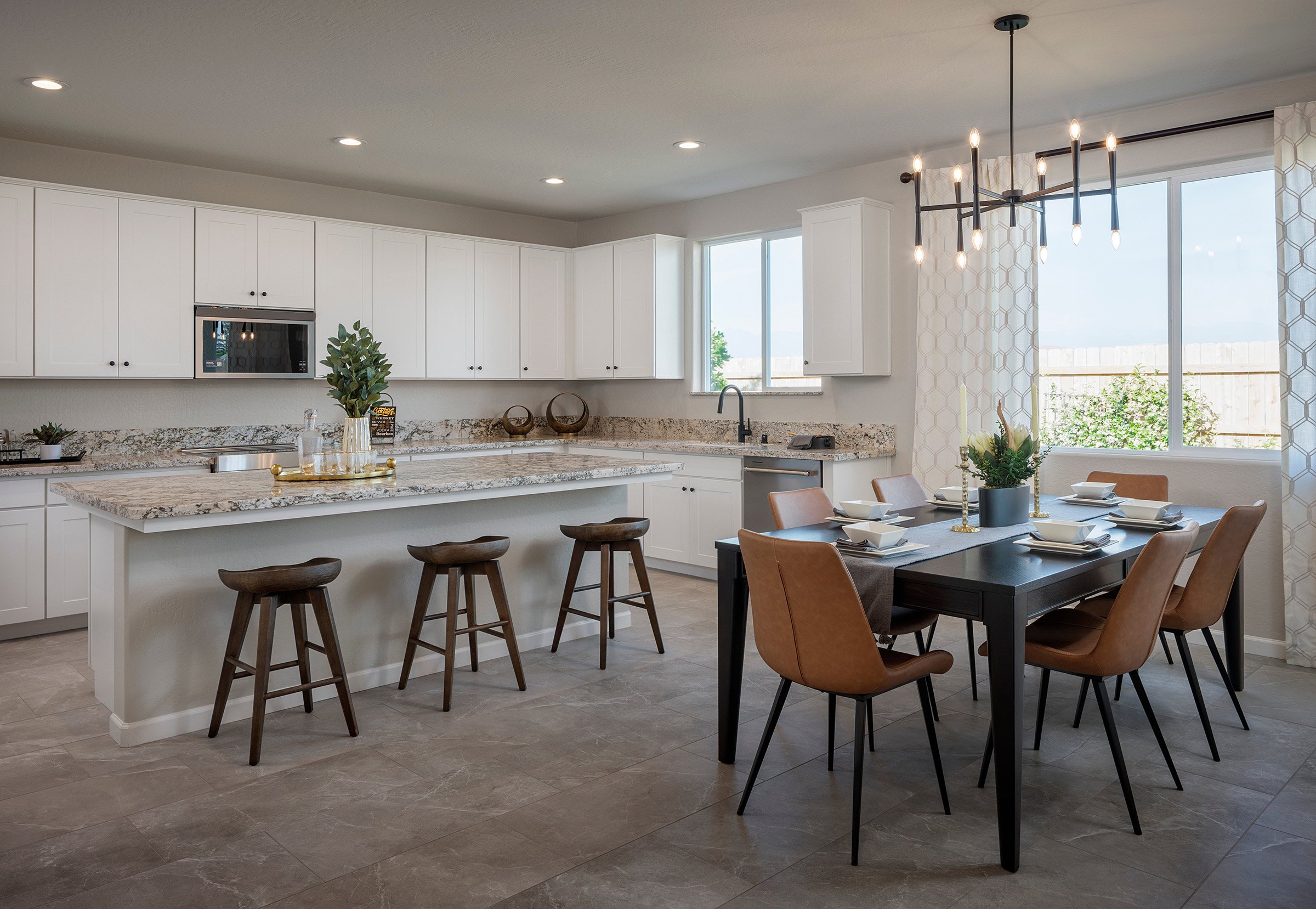 SJVHomes_Laurelwood_Carlton2380_006