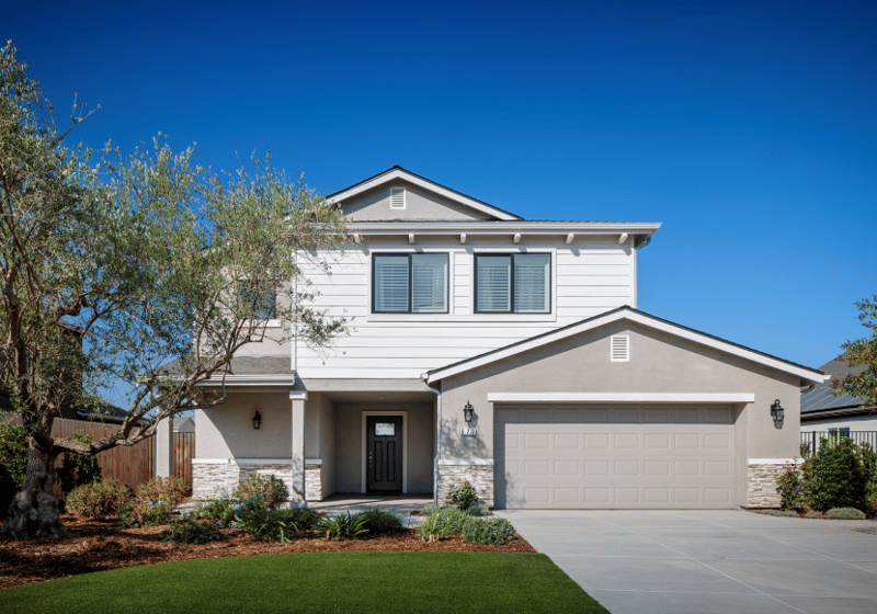 Walden Exterior (2) PNG Small