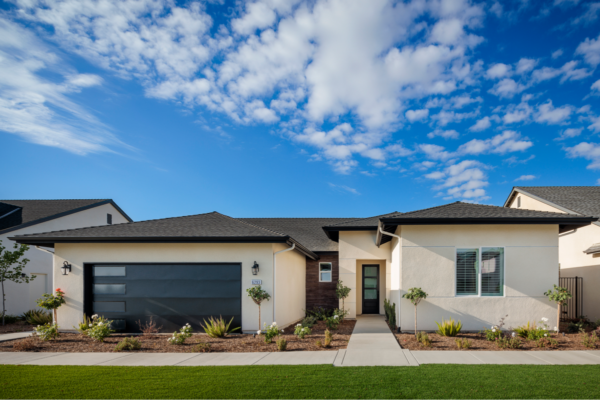 Modern Exterior - Card Cropped