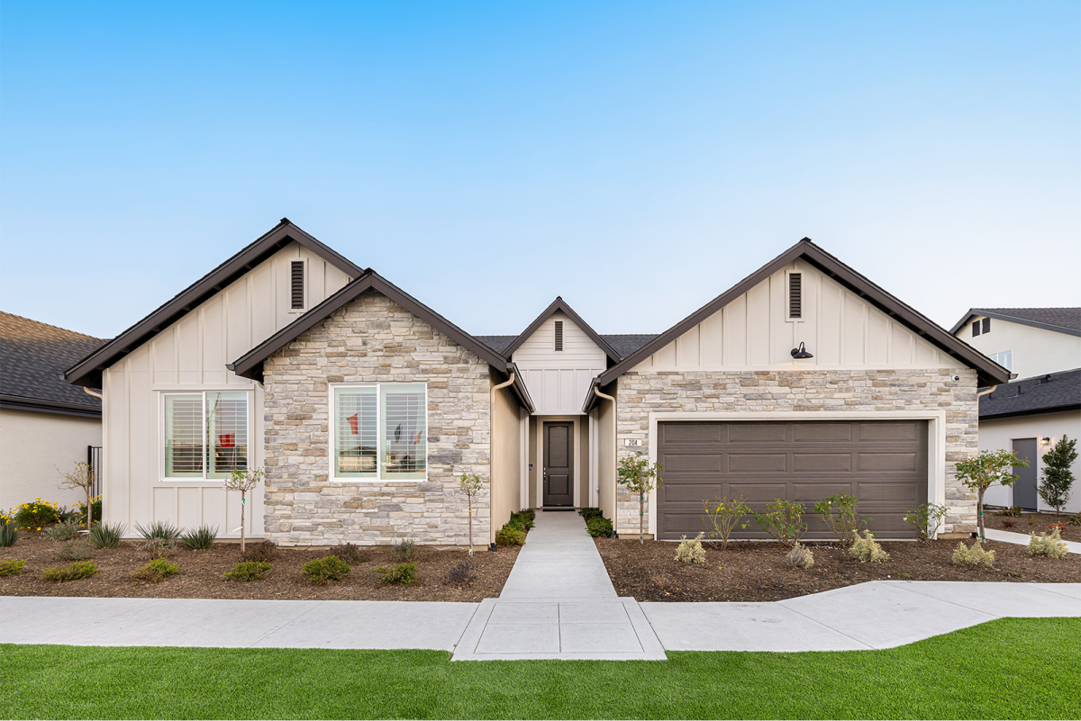 Traditional Farmhouse Exterior - Card Cropped-1